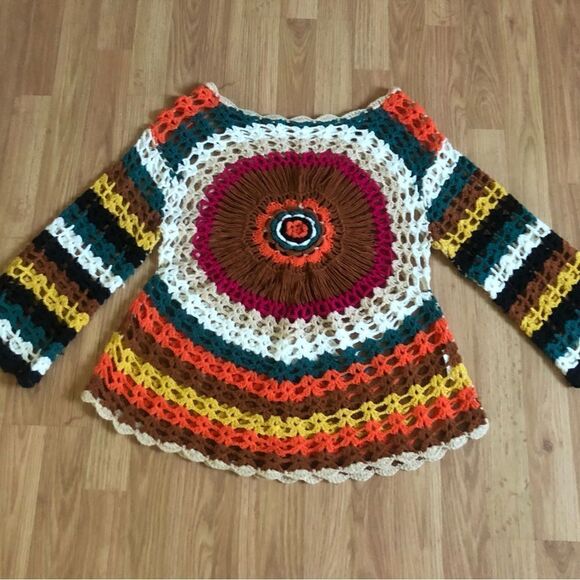 Crocheted Multicolored Y2K Flare Top - Picture 3 of 8